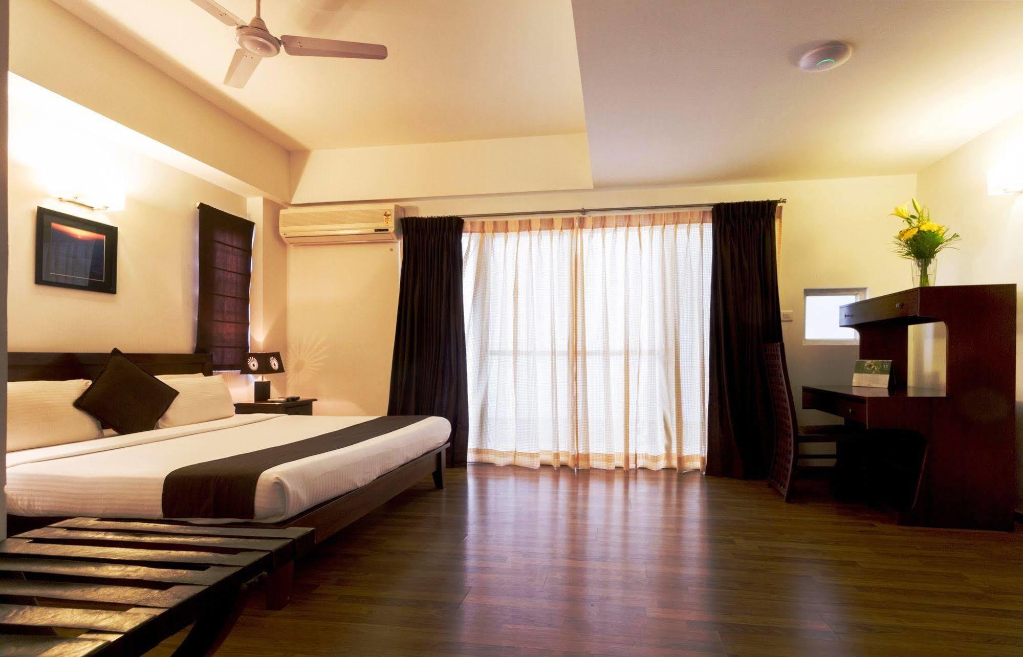 Maple Suites, Serviced Apartments Bangalore Exteriör bild