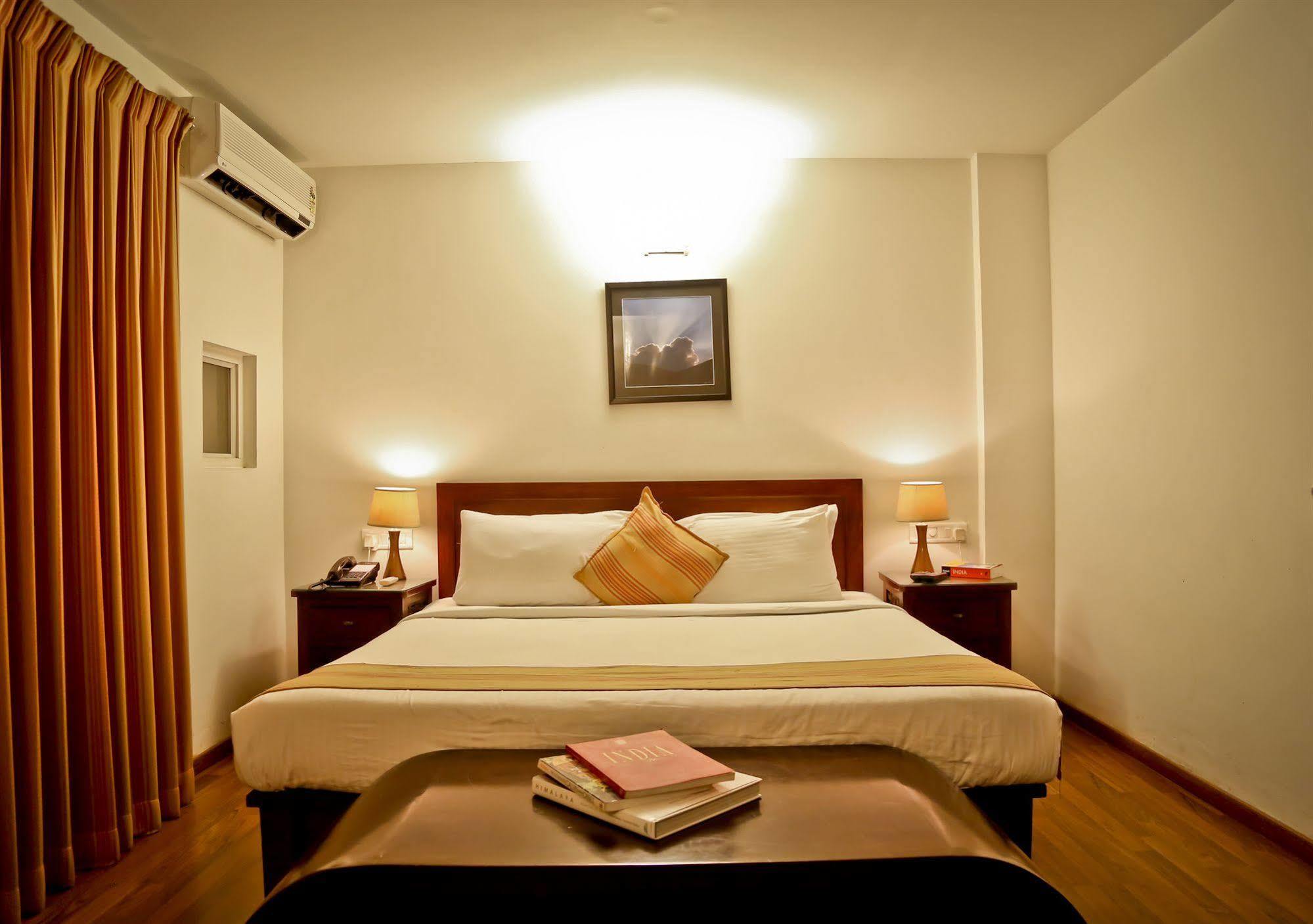 Maple Suites, Serviced Apartments Bangalore Exteriör bild